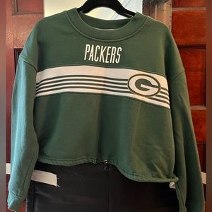 Women’s LARGE Green Bay Packers Cropped Crewneck